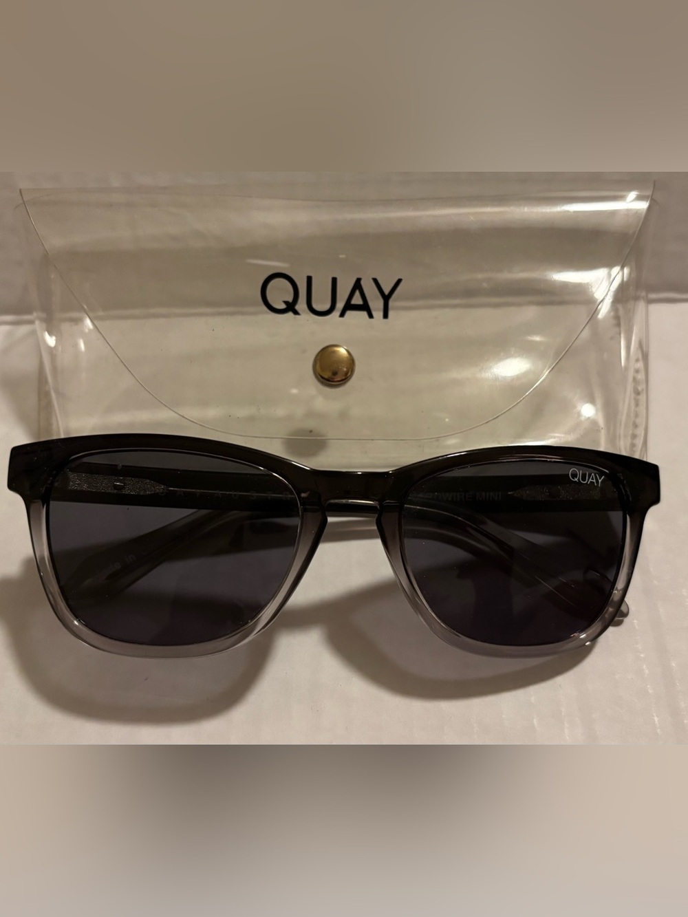 Quay Australia Gray Sunglasses with Dark Lenses
